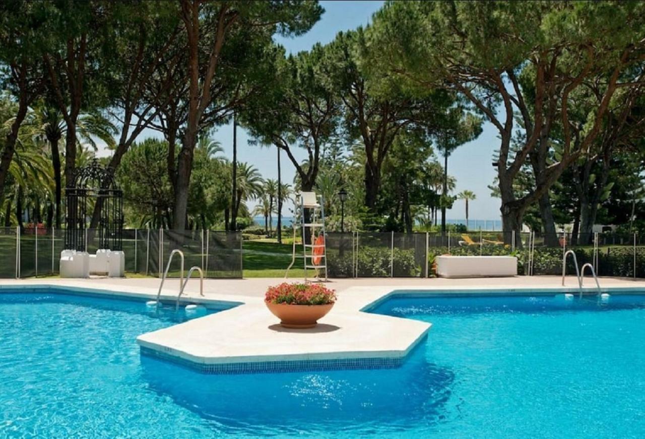 Beachfront Luxury Residence, Playas Del Duque, Puerto Banus, Marbella Kültér fotó