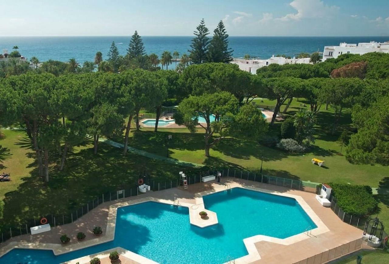 Beachfront Luxury Residence, Playas Del Duque, Puerto Banus, Marbella Kültér fotó